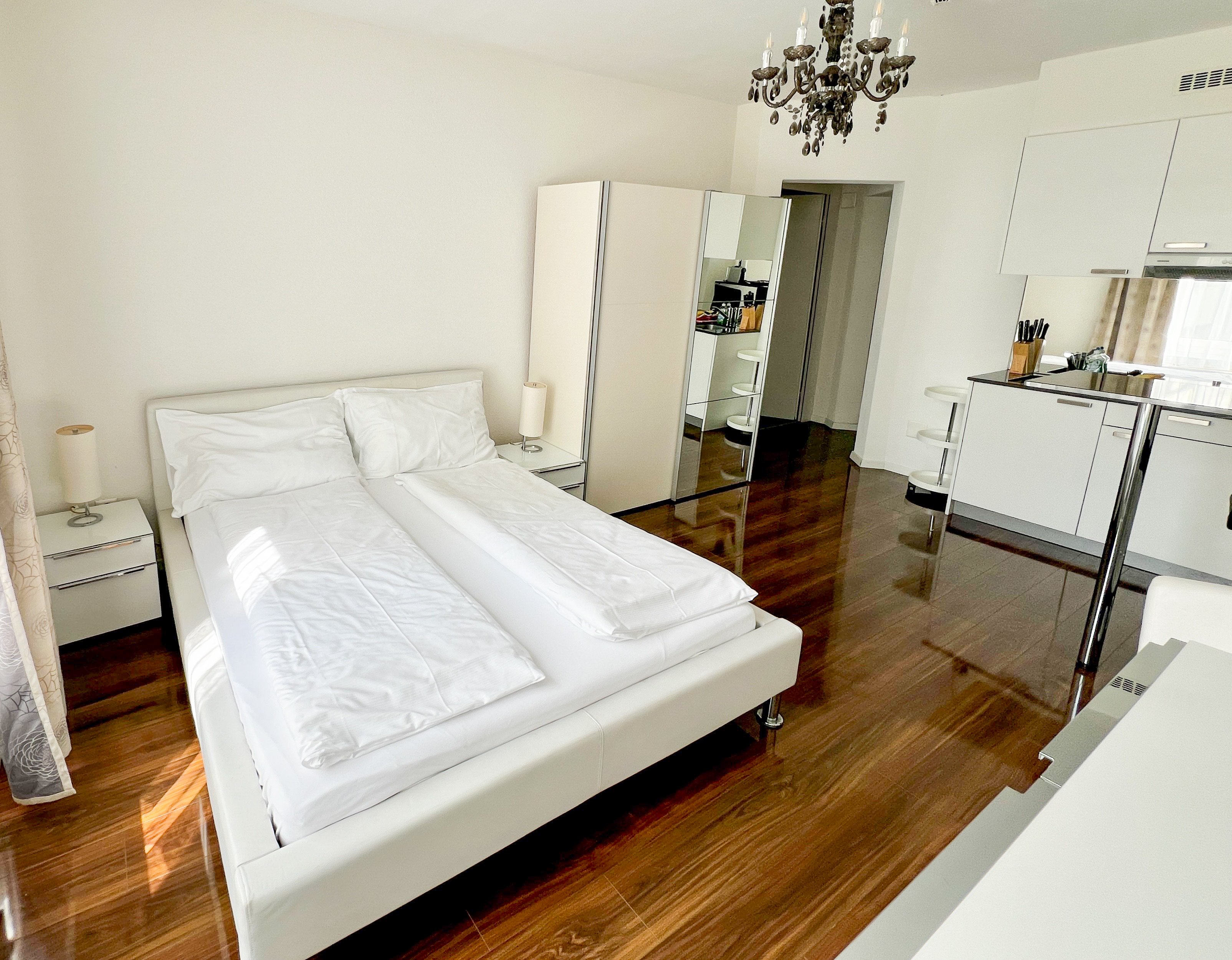 20240607 Union Residence 27R Bett 2