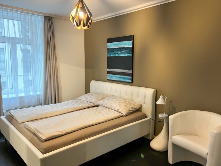 20231229 Union Residence 12R Schlafzimmer 1