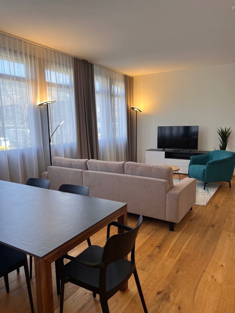 20240229 Guemligen 109GM Wohnzimmer 2