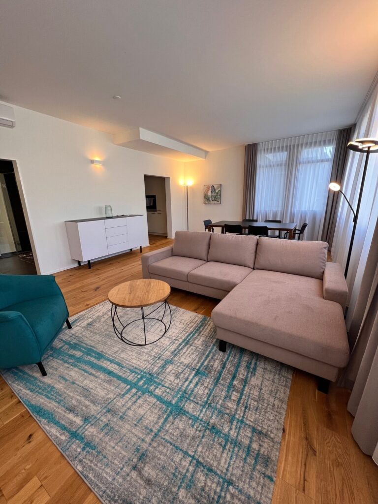 20240229 Guemligen 109GM Wohnzimmer 3