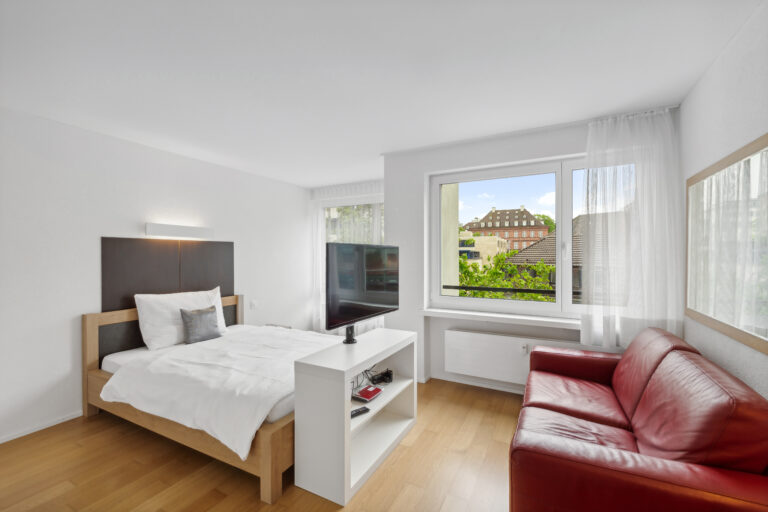 20240506 Plaza 304P Schlafzimmer 1