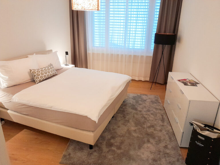 20241002 Steinentor 10T Schlafzimmer 2