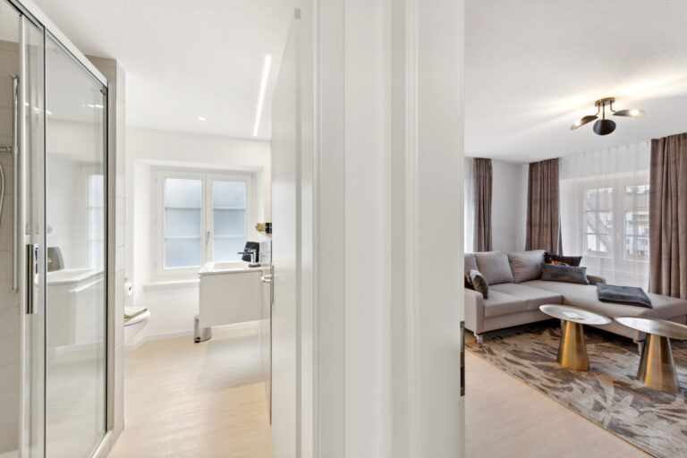 20241204 Villa Zum Schiff 142VZS Eingansbereich