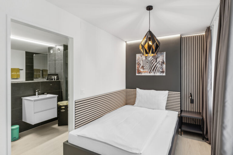 20270327 Holzikofen 401HW Schlafzimmer