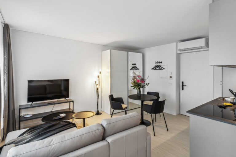 20270327 Holzikofen 401HW Wohnzimmer 2