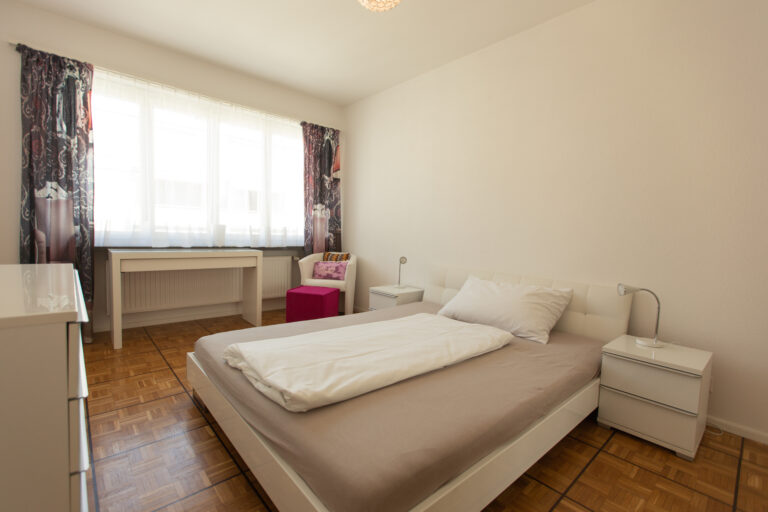 GLANDON Astoria 32A-1