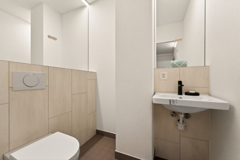 Serviced-apartment-luzern-loewengraben-badezimmer-22l-03