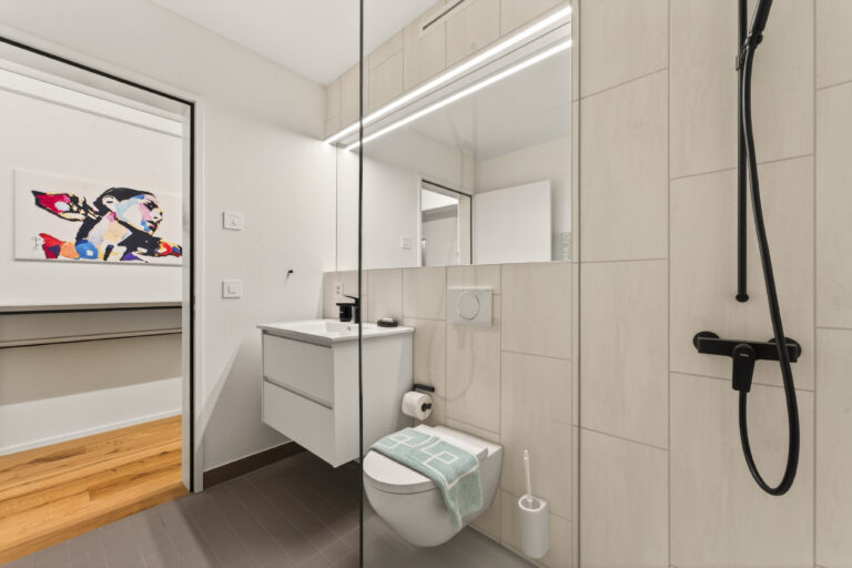 Serviced-apartment-luzern-loewengraben-badezimmer-32l-02
