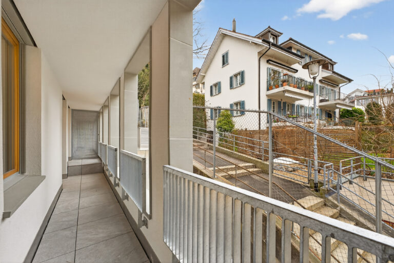 Serviced-apartment-luzern-loewengraben-balkon-22l-01