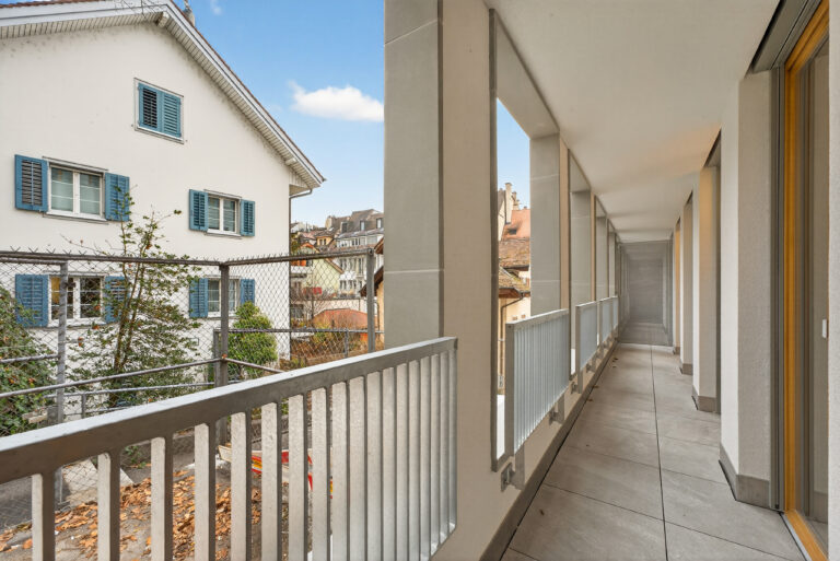 Serviced-apartment-luzern-loewengraben-balkon-31l-01