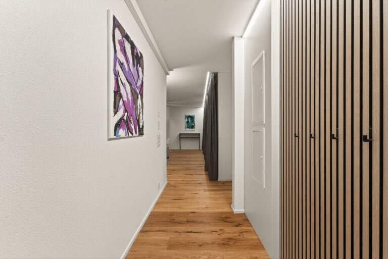 Serviced-apartment-luzern-loewengraben-eingang-27l-02