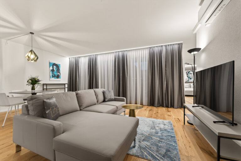 Serviced-apartment-luzern-loewengraben-wohnzimmer-27l-07