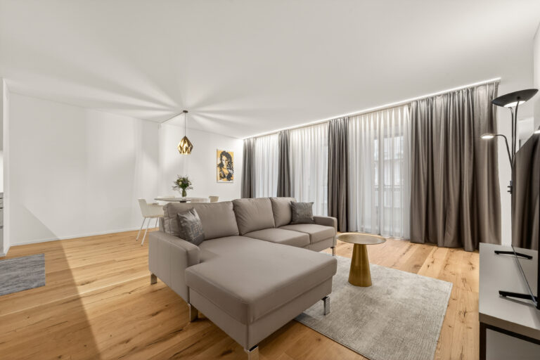 Serviced-apartment-luzern-loewengraben-wohnzimmer-37l-04