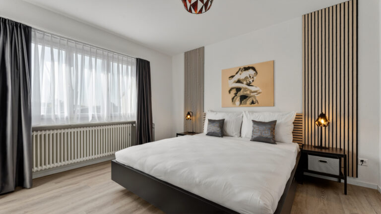 Serviced-apartment-biel-esplanade-bedroom-42EP-01