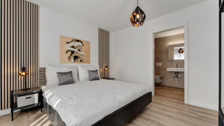 Serviced-apartment-biel-esplanade-bedroom-42EP-03