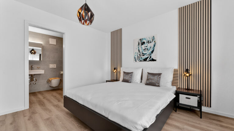 Serviced-apartment-biel-esplanade-bedroom-44EP-02