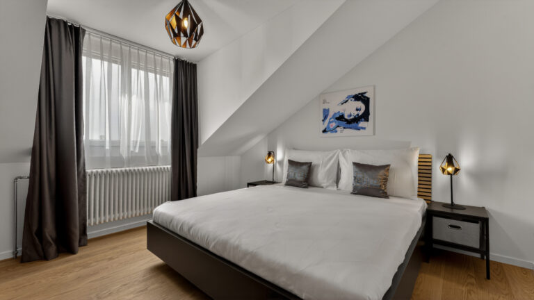 Serviced-apartment-biel-esplanade-bedroom-51EP-01