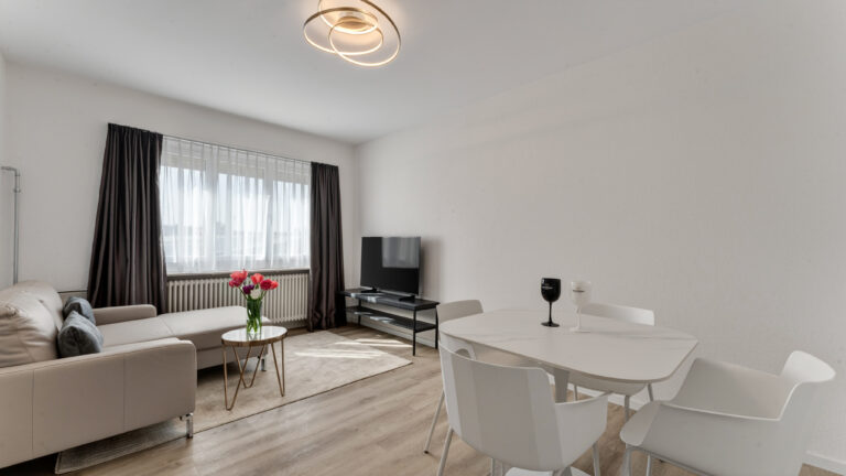 Serviced-apartment-biel-esplanade-living-room-43EP-01