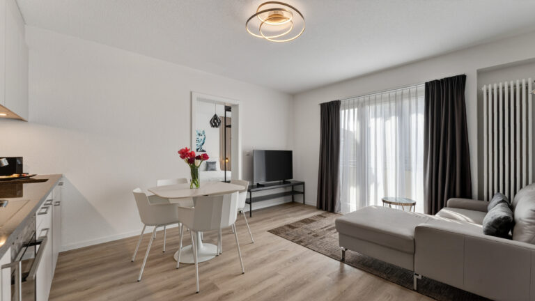 Serviced-apartment-biel-esplanade-living-room-44EP-03