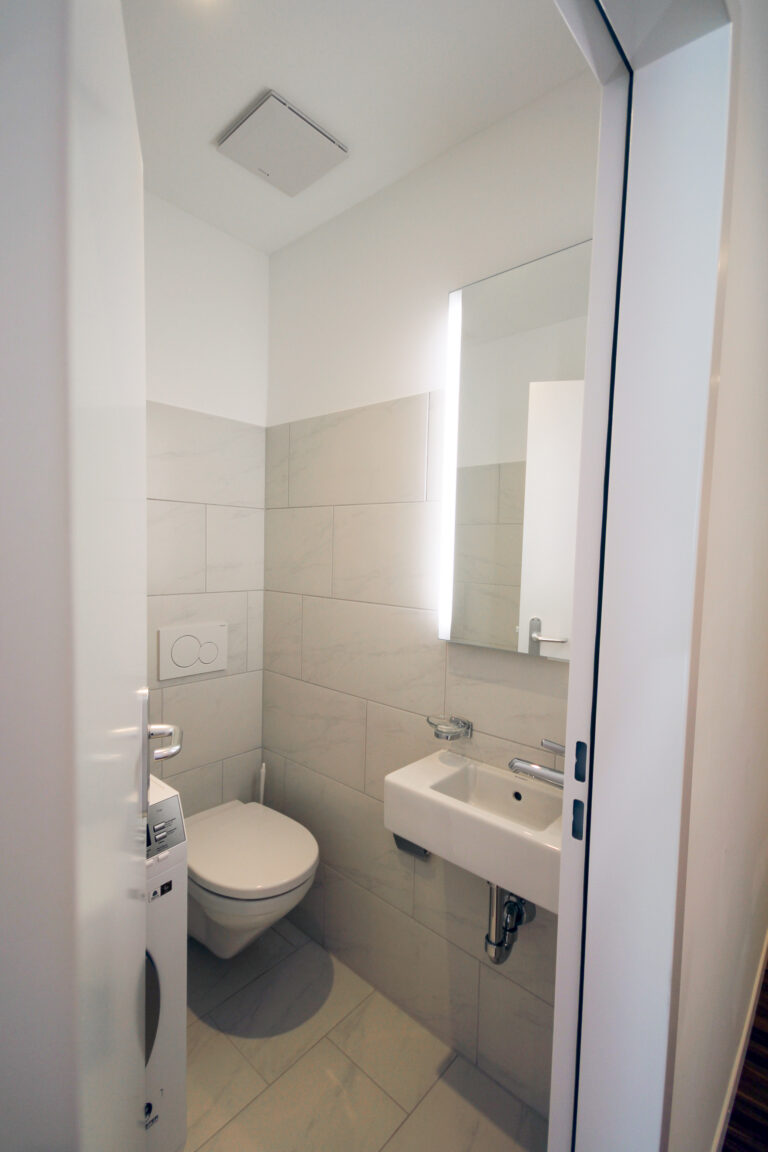 Serviced-apartment-bern-wabern-bathroom-18W-03